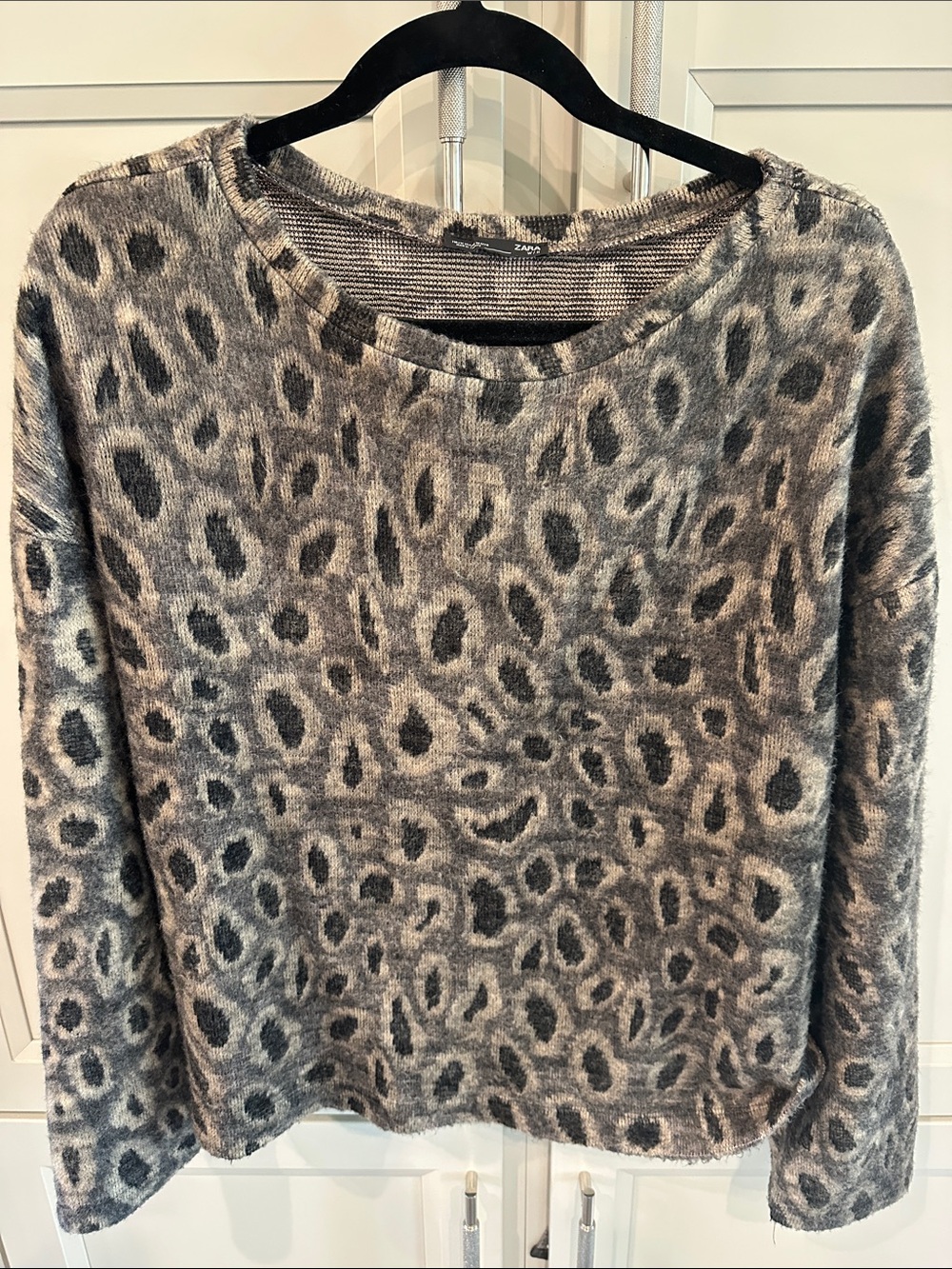 🐾 Zara Oversized Leopard Print Knit Sweater size Medium (M)